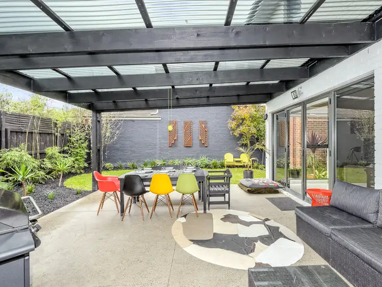 11 St Georges Crescent, Heatherton VIC 3202
