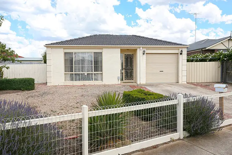 41 Greenleaf Drive, Lara VIC 3212