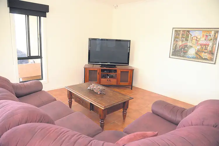 Fifth view of Homely house listing, 4 Kingfisher Dr West, Moama NSW 2731