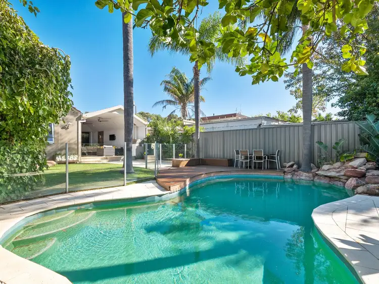 36 Edmondson Crescent, Karrinyup WA 6018