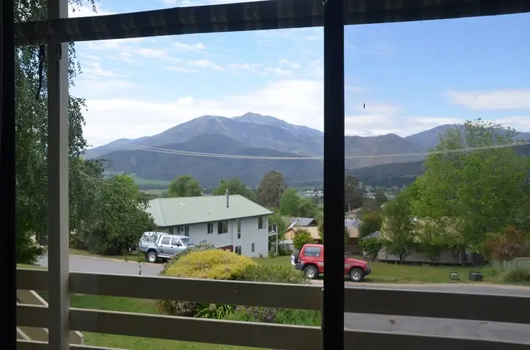 Third view of Homely house listing, 5 Marum Court, Tawonga South VIC 3698