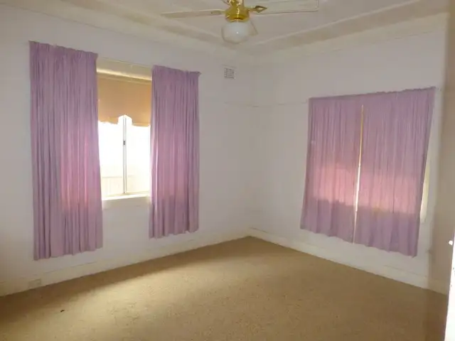 Fourth view of Homely house listing, 4 Armstrong Street, Parkes NSW 2870