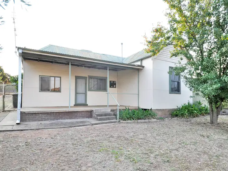 3 Harold Street, Junee NSW 2663