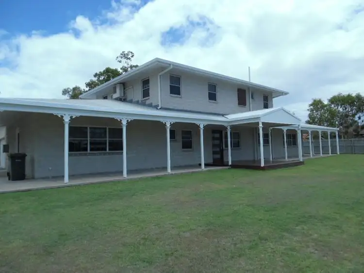 7 Daintree Drive, Urangan QLD 4655