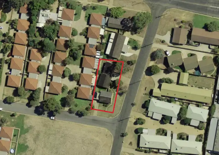 Main view of Homely block of units listing, 1, 2&3/21 Kokoda Street, Ashmont NSW 2650