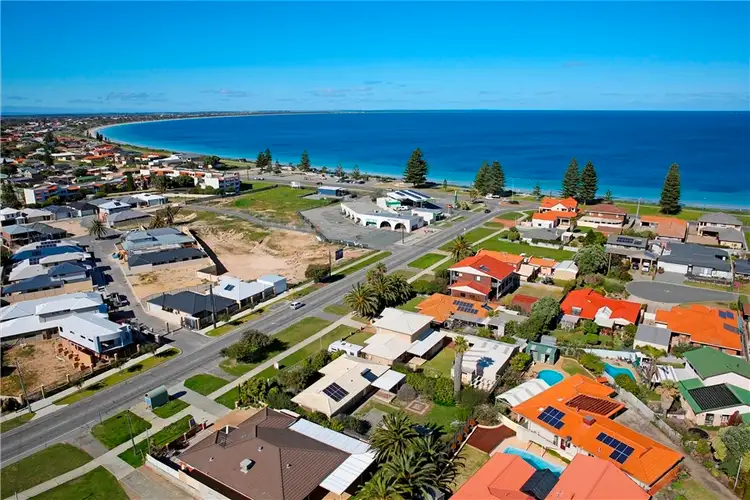 Sixth view of Homely house listing, 16 Malibu Road, Safety Bay WA 6169