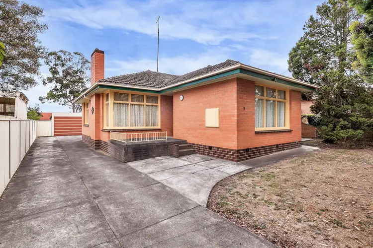15 Lavinia Drive, Ballarat North VIC 3350