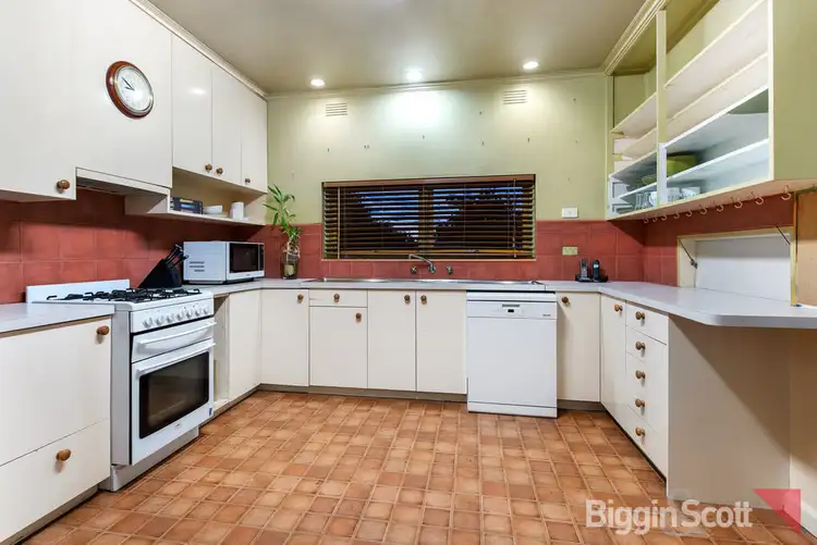 Third view of Homely house listing, 26 Mayfield Drive, Mount Waverley VIC 3149