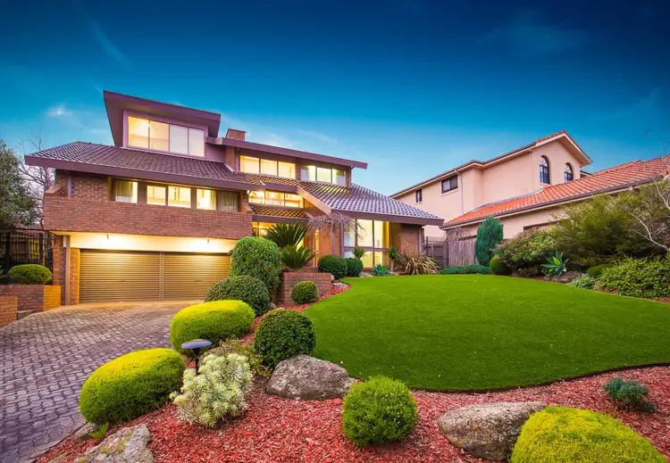 6 Homestead Place, Mill Park VIC 3082