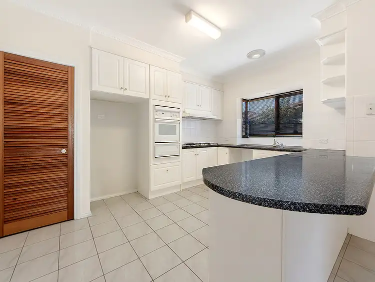 Fifth view of Homely house listing, 3 Beale Place, Sunshine North VIC 3020