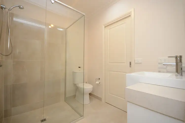 Sixth view of Homely house listing, 5 McKean Street, Bairnsdale VIC 3875