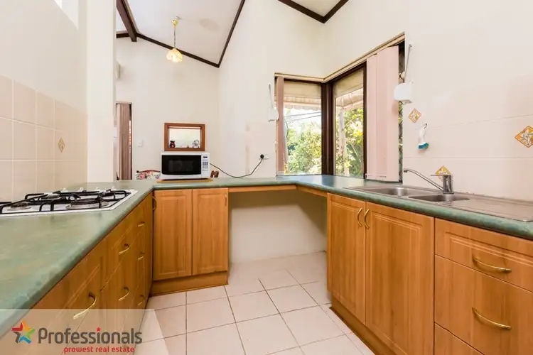 Fourth view of Homely house listing, 6/11 Kenton Street, Lynwood WA 6147