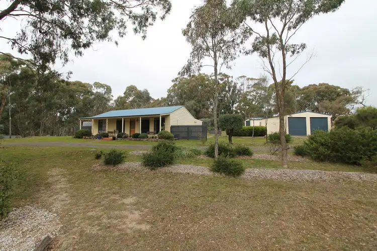19 Rifle Range Road, Lexton VIC 3352