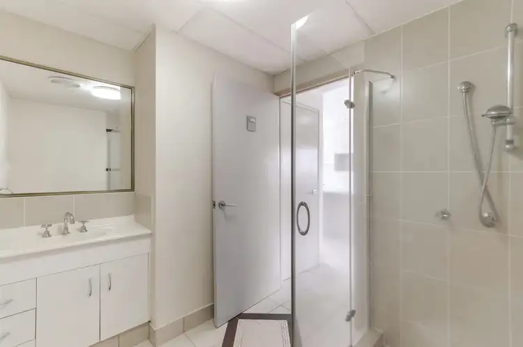 Sixth view of Homely unit listing, 9/36-38 Henry Street, West End QLD 4810