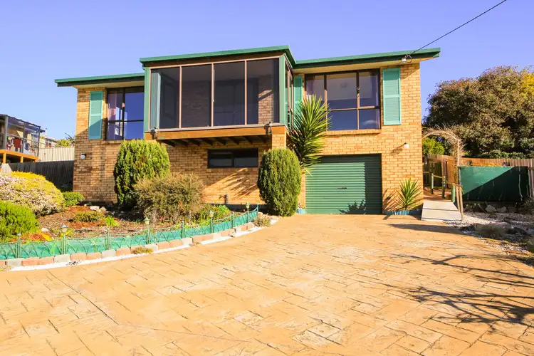 104 Scamander Avenue, Scamander TAS 7215
