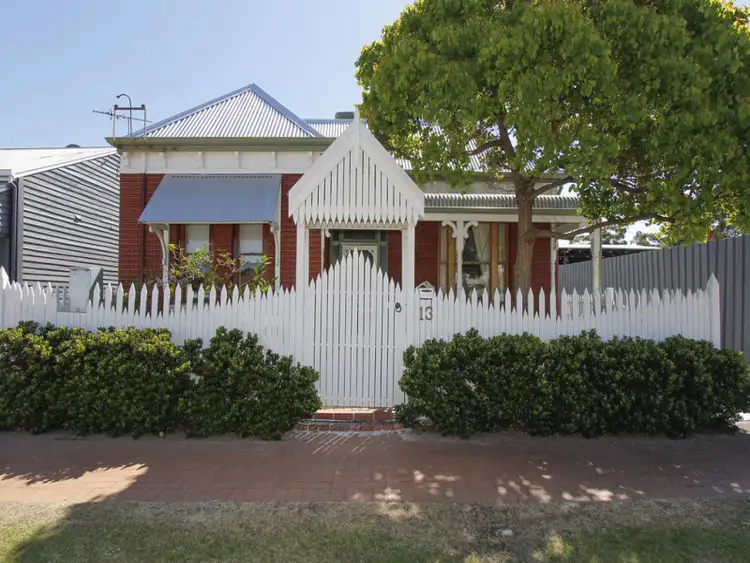 13 Wellman Street, Guildford WA 6055