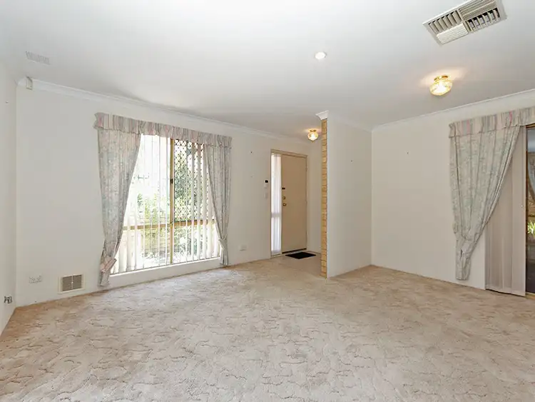 Sixth view of Homely villa listing, 2/10 Marks Place, Morley WA 6062