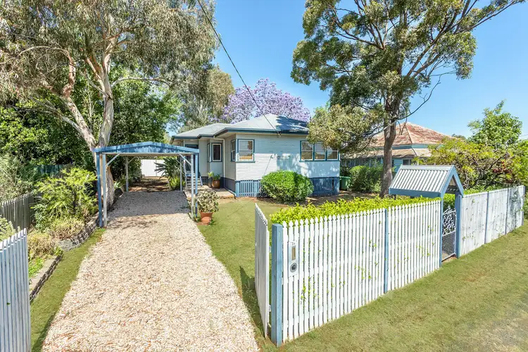 2a Nigel Street, North Toowoomba QLD 4350