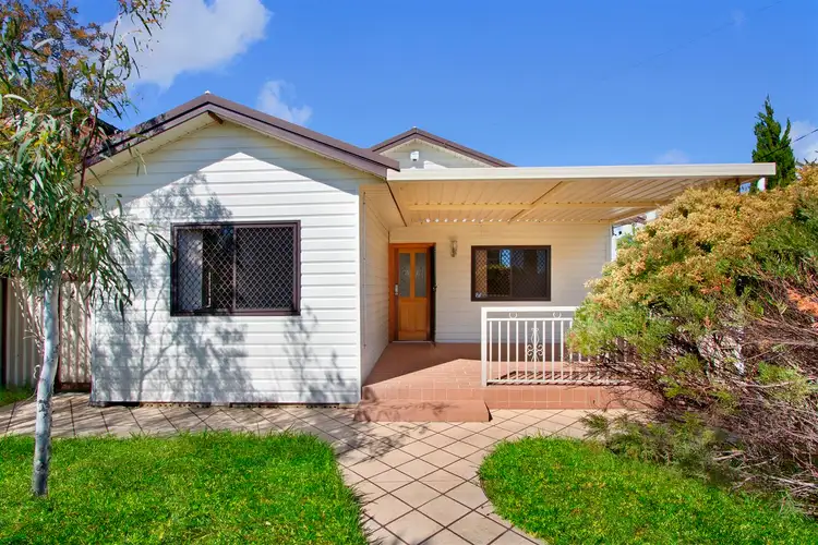 68 Prince St, Canley Heights NSW 2166