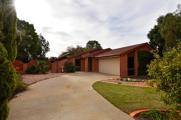 2 Avoca Place, Mildura VIC 3500