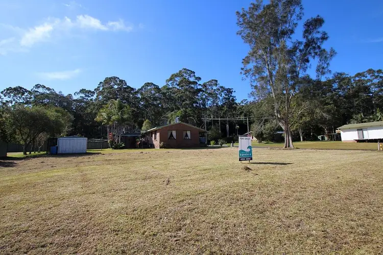 3 Windsor Street, Tarbuck Bay NSW 2428