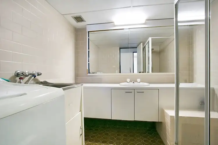 Seventh view of Homely unit listing, 12/30 'Leawarra' Chelsea Avenue, Broadbeach QLD 4218