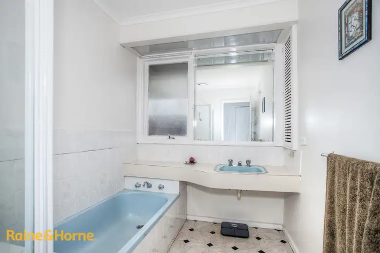 Seventh view of Homely house listing, 5 Hood Crescent, Sunbury VIC 3429