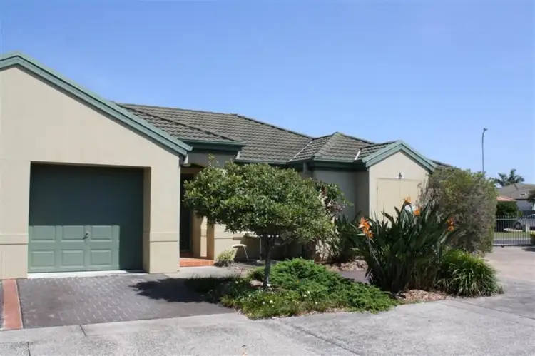 1/40 Beachside Way, Yamba NSW 2464