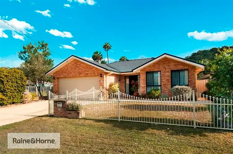 25 Janet Avenue, Umina Beach NSW 2257