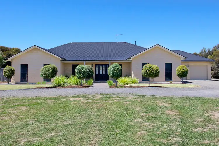 12 MacKenzie Court, Horsham VIC 3400