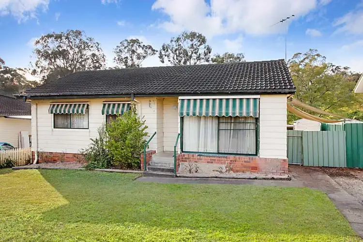 68 Carrington Circuit, Leumeah NSW 2560