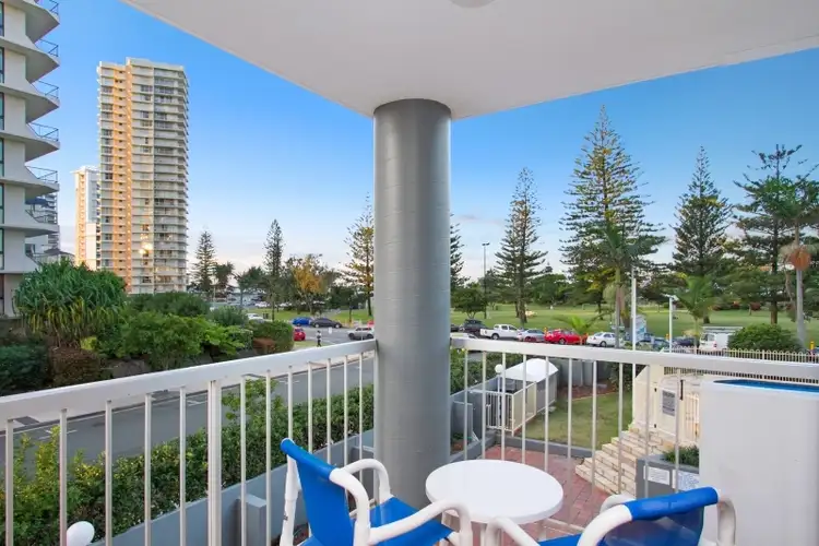 4/155 'Sandpiper' Old Burleigh Road, Broadbeach QLD 4218