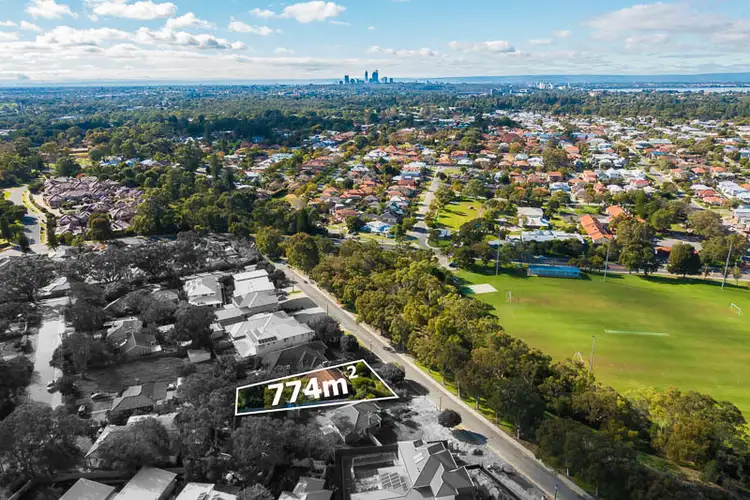 11 Cleland Street, Mount Claremont WA 6010
