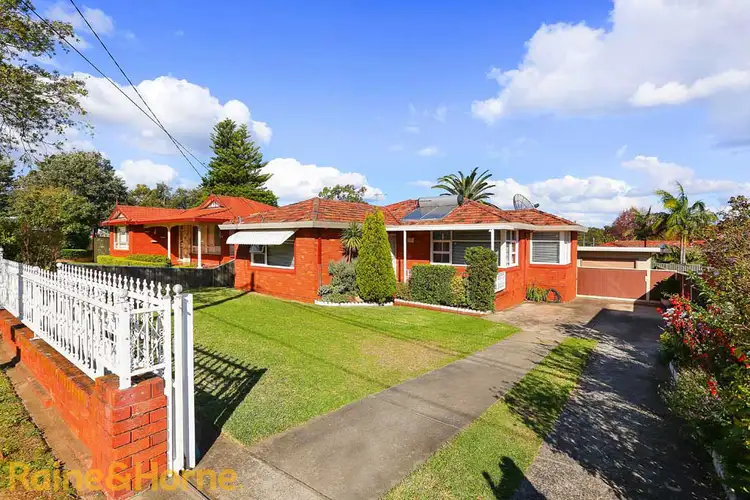 6 Kathleen Parade, Picnic Point NSW 2213