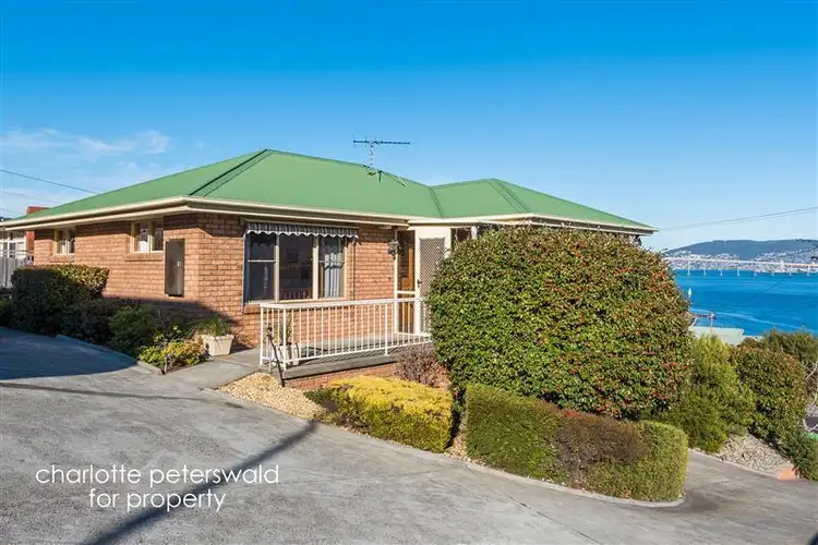 Main view of Homely unit listing, 1/172 Derwent Avenue, Lindisfarne TAS 7015