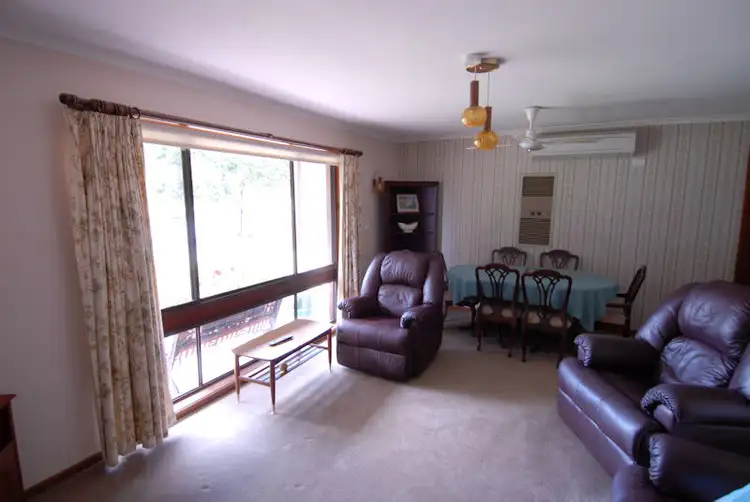 Fifth view of Homely unit listing, 1 / 274 Wick Street, Deniliquin NSW 2710