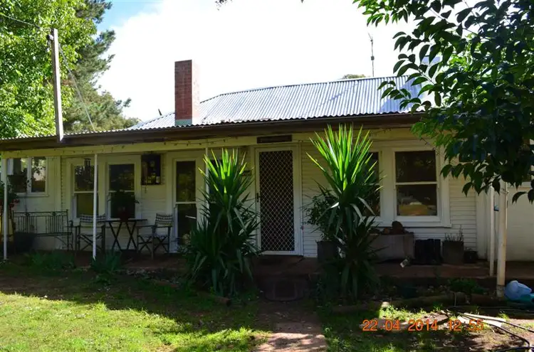 22 Wakehurst Avenue, Batlow NSW 2730