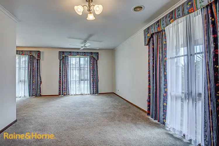 Fifth view of Homely house listing, 5 Fisher Court, Sunbury VIC 3429