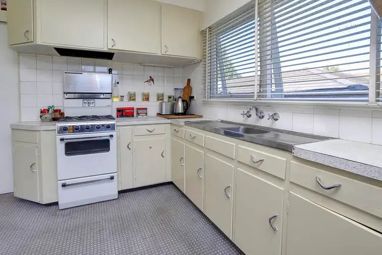 Fourth view of Homely house listing, 6 Omaroo Road, Frankston VIC 3199
