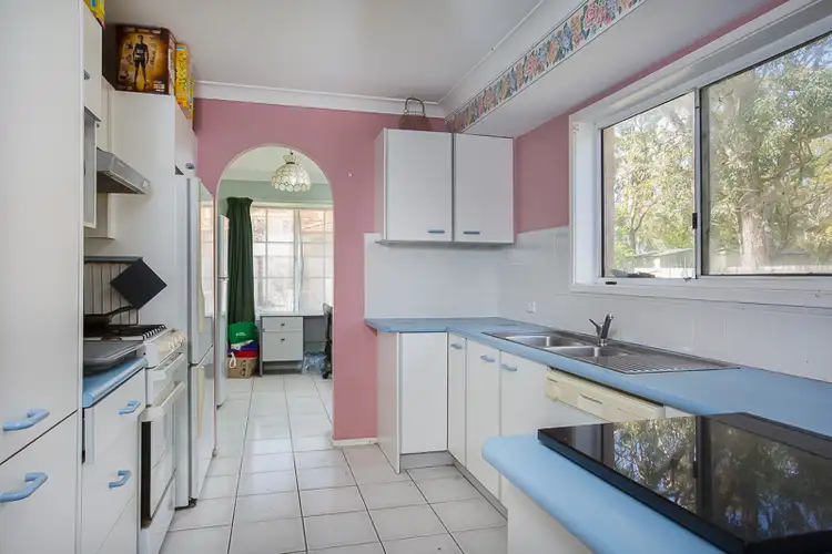 Fourth view of Homely house listing, 8 Oxford Drive, Lake Haven NSW 2263