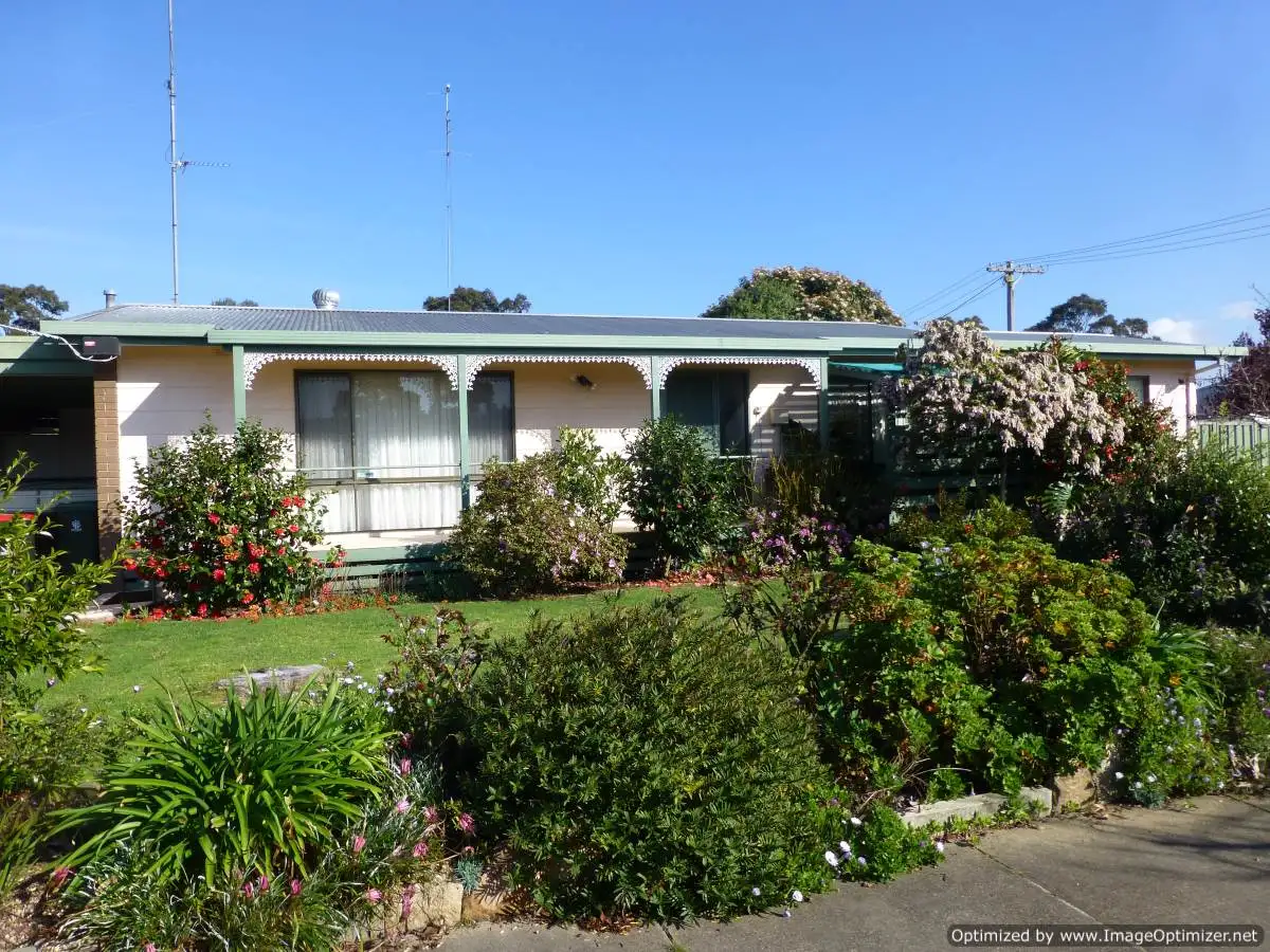 Main view of Homely house listing, 2/2 Freeman Street, Bairnsdale VIC 3875