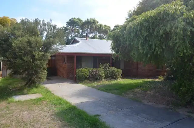 3 Leeder Street, Safety Bay WA 6169