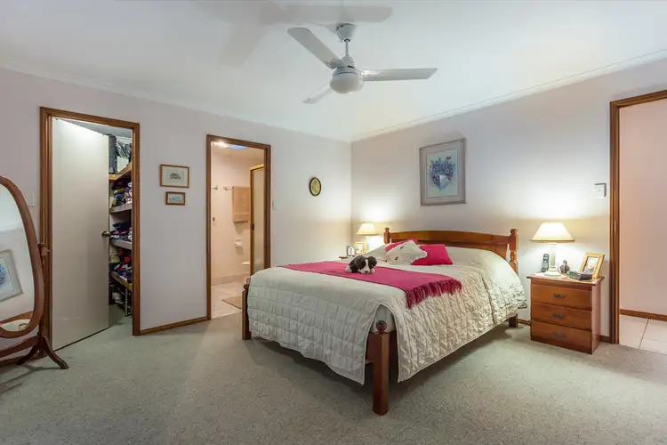Seventh view of Homely house listing, 4 Selkirk Court, Highfields QLD 4352
