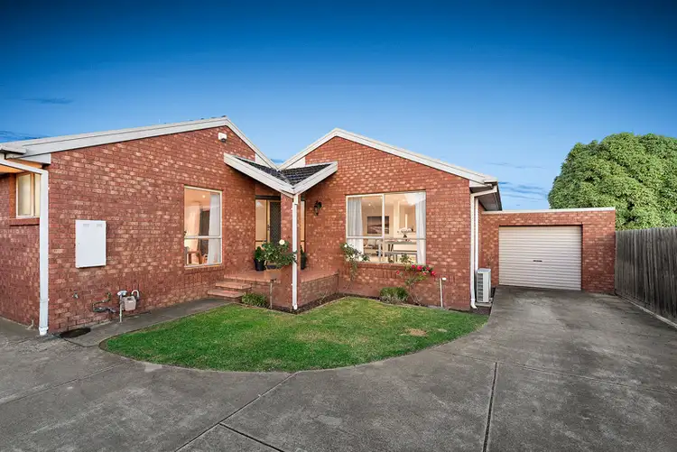 2/191 Gladstone Road, Dandenong North VIC 3175