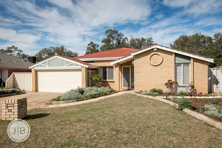 22 Waterside Retreat, Wilson WA 6107
