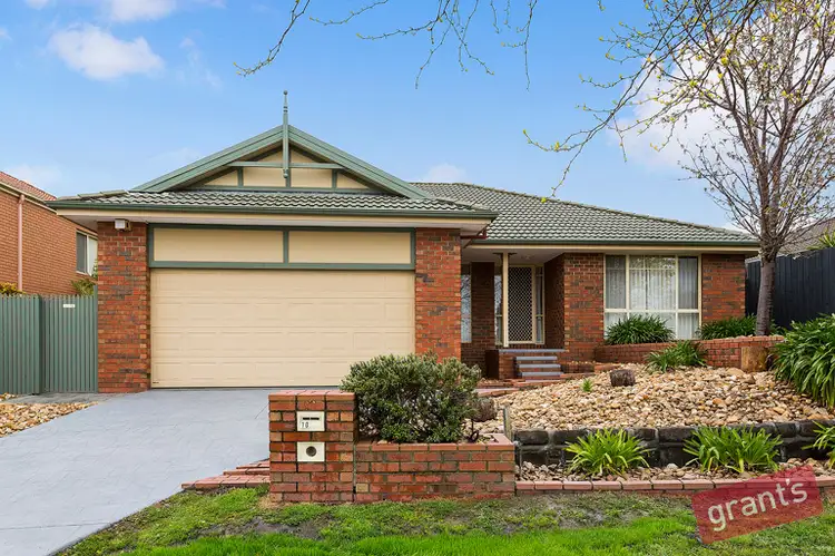 10 Benmara Crescent, Narre Warren South VIC 3805