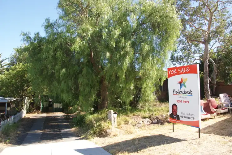 Second view of Homely house listing, 26 Steward Way, Orelia WA 6167