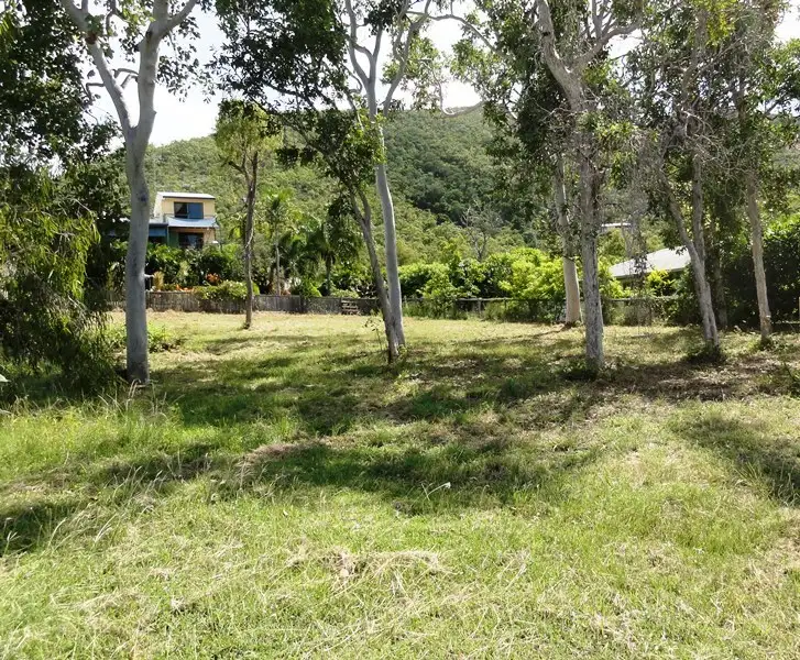 83 Gloucester Avenue, Hideaway Bay QLD 4800
