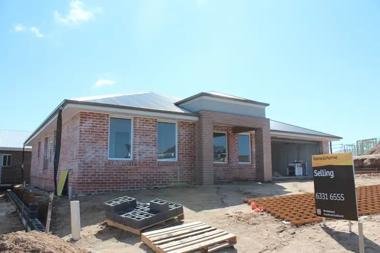 25 Twynam Avenue, Windradyne NSW 2795