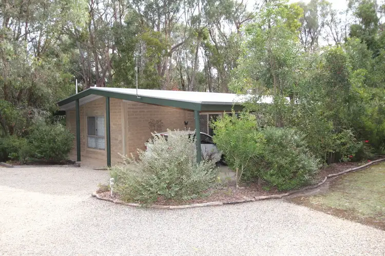 38 Grevillea Drive, Enfield VIC 3352